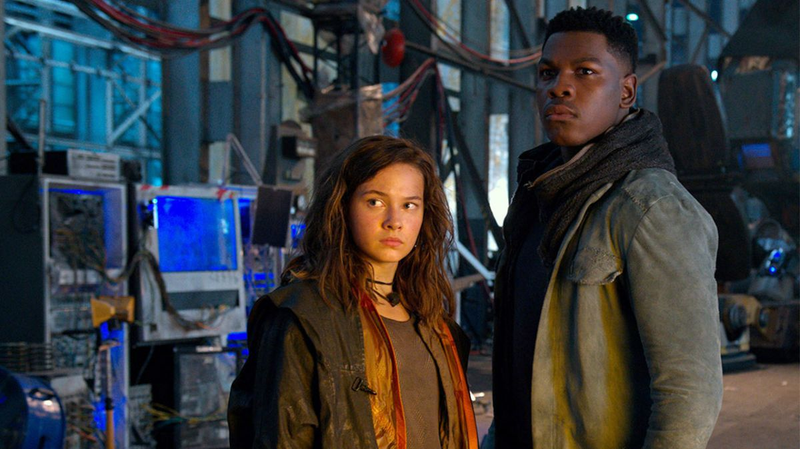 Cailee Spaeny and John Boyega are the new heroes of the apocalypse.